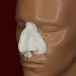 Small Hooked Nose